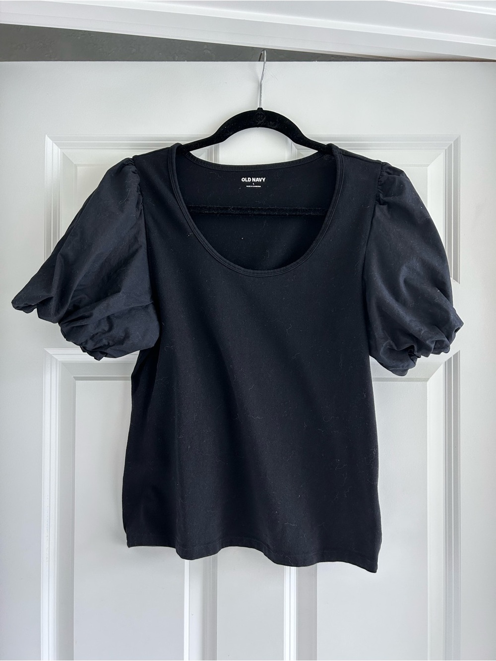 Old Navy Black Puff Sleeve Scoop Neck Tee